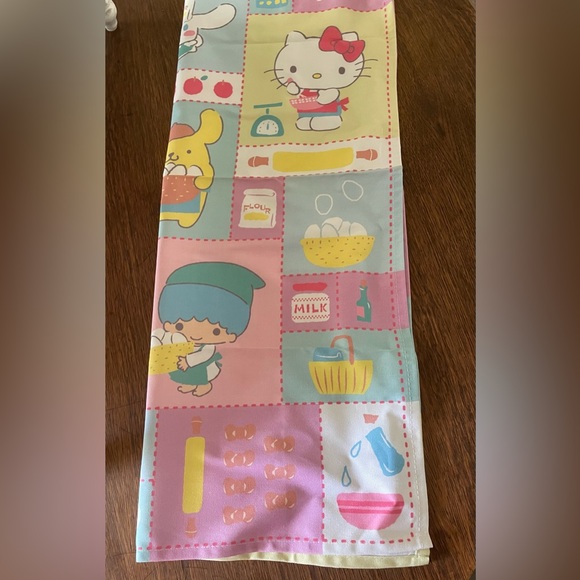 **Never used** w/ tags Hello Kitty loot crate dish towel - Picture 4 of 7